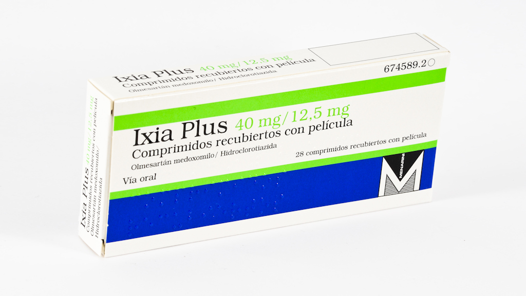 IXIA PLUS 40 mg/12,5 mg 28 COMPRIMIDOS RECUBIERTOS